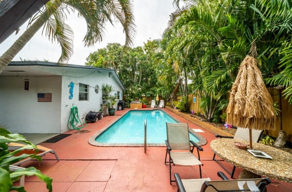 Tropical View Apartments LLC property